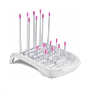 Bottle drying rack. Used for one week. Munchkin brand.